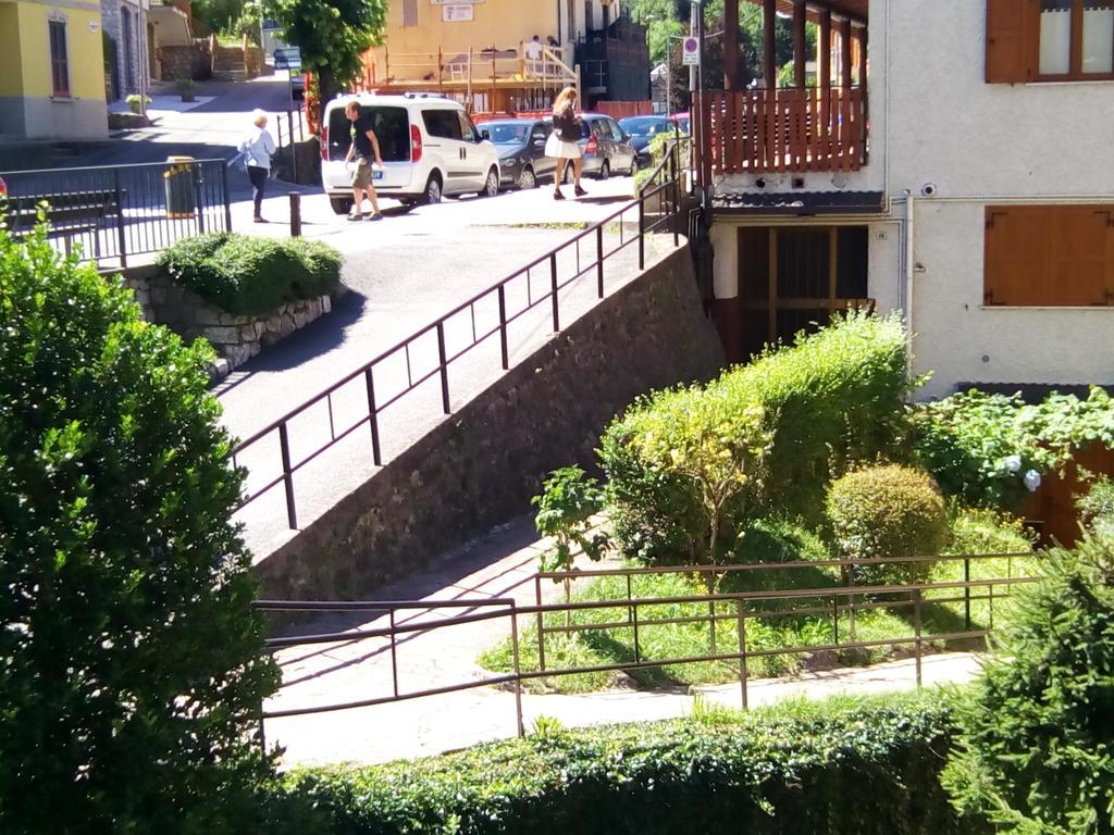 Bilocale A Piazza Brembana Lägenhet Exteriör bild